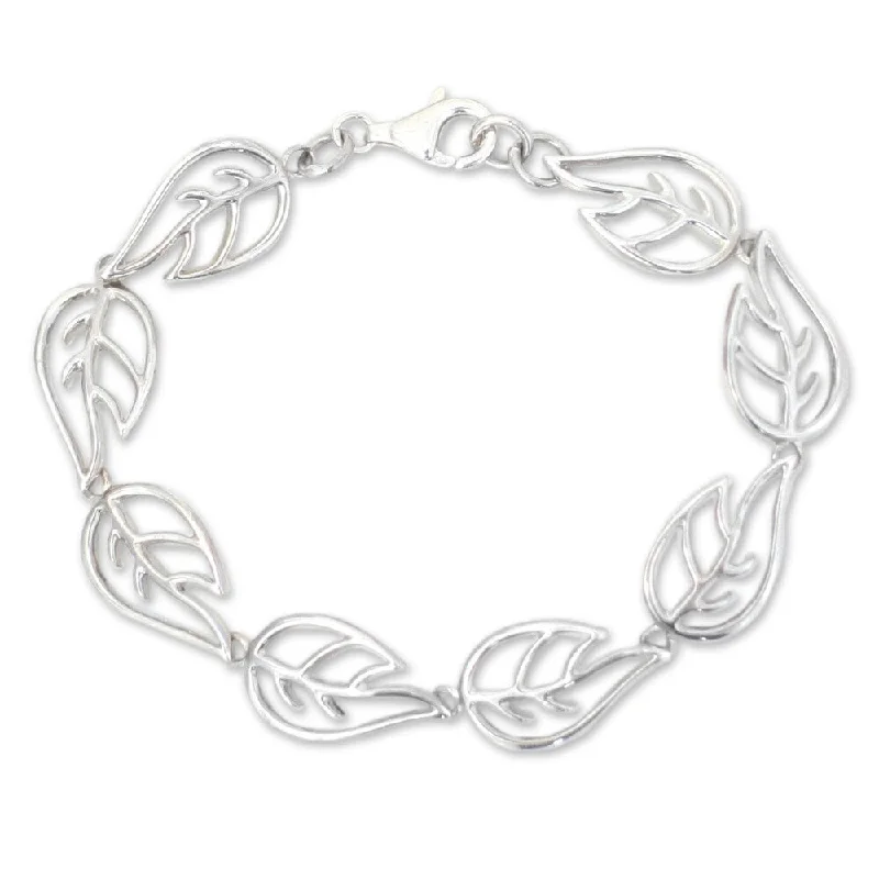 trendy wire bracelet -Handmade Sterling Silver 'Vitality' Bracelet (Thailand)