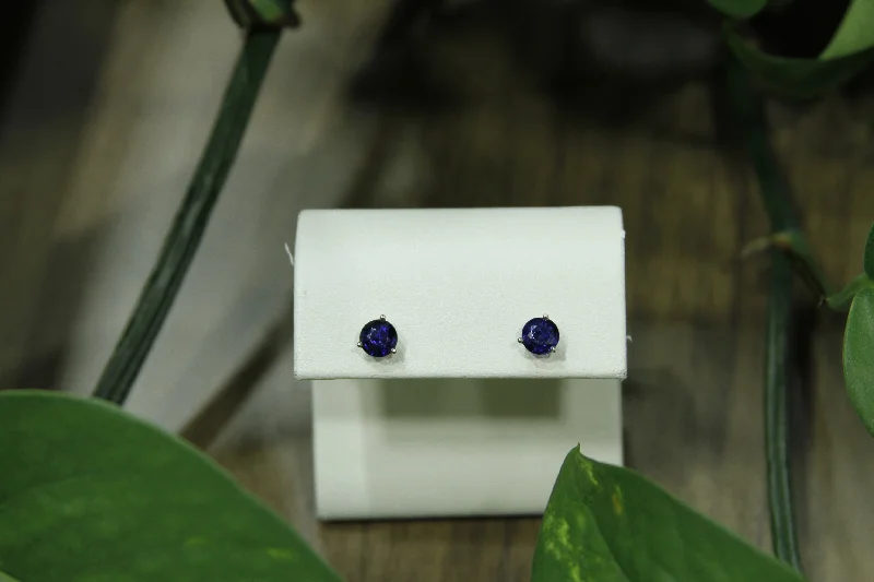 Luxury diamond stud earrings -Sapphire Studds